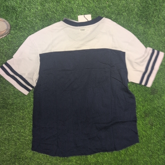 Women's WEAR by Erin Andrews Seattle Seahawks patchwork graphic t-shirt Size M - Picture 4 of 4